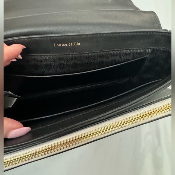 Louise et Cie Alis Leather Crossbody Snake Print White Black & Purple Purse Bag - Picture 11 of 16